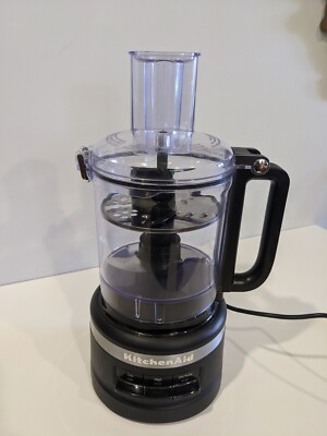 KitchenAid 7 Cup Food Processor w chop blade, grating disc & dough hook. Works!
