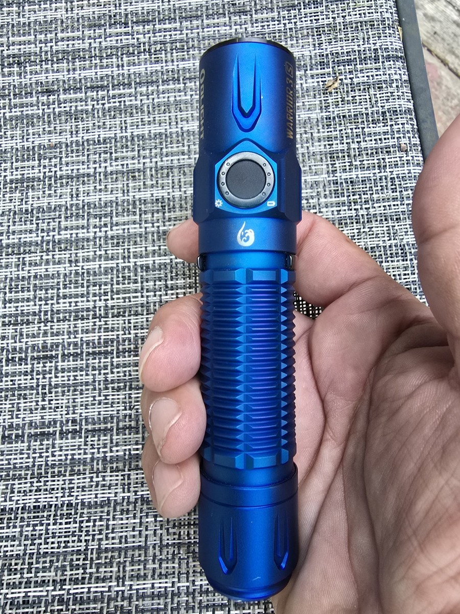 ライト・ランタン OLIGHT WARRIOR 3S Limited Edition Olight Warrior 3 Limited Edition Tactical Rechargeable LED