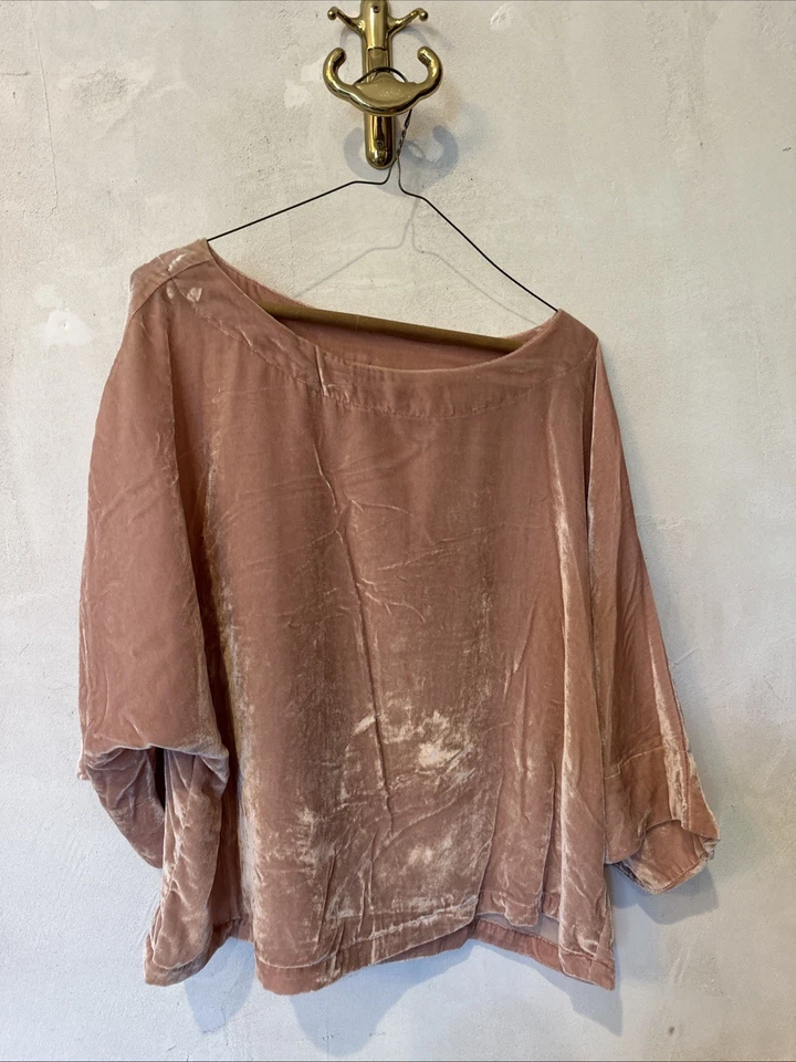 Top de terciopelo de cupcakes y cachemir, M, rosa, cuello barco, manga Dolman recortada cuadrada Foto 2 de 4