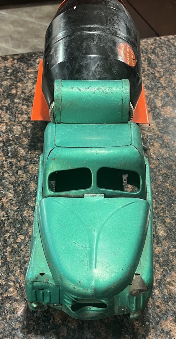 VINTAGE STRUCTO TOYS READY MIX CEMENT CONCRETE MIXER TRUCK PRESSED