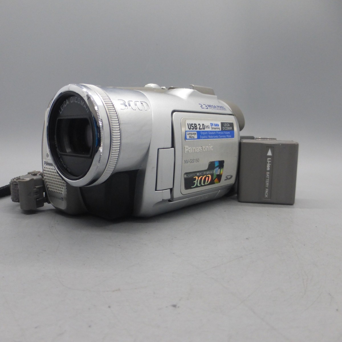 Panasonic 3CCD NV-GS150 Handheld MiniDV Cassette Camcorder Silver