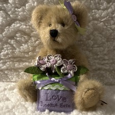 The Boyd's Collection Ltd. Beige Plush Teddy Bear w/ Basket Flowers Bow, 2008