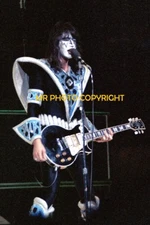 $1.00  4x6 orig photo -- KISS GENE SIMMONS PAUL STANLEY ACE FREHLEY  NYC  1979 r
