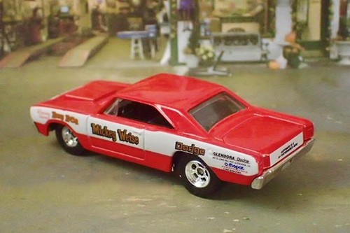 Micky Weise Dart - 1968 Dodge Hemi Dart Super Stock Maßstab 1:64 Limited Edition D - Bild 4 von 5
