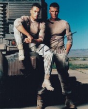 DOLPH LUNDGREN signed Autogramm 20x25cm UNIVERSAL SOLDIER in Person autograph