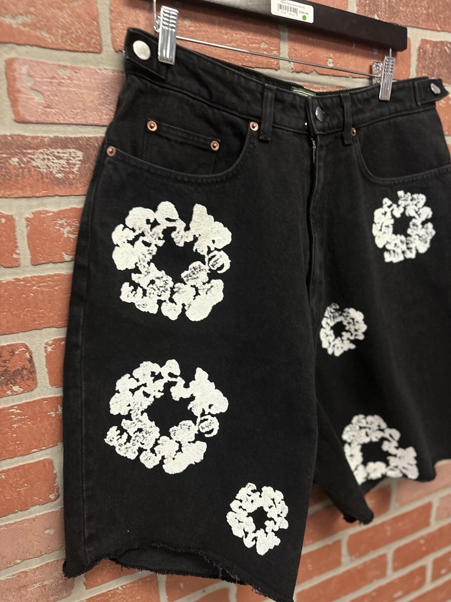 Size M - Denim Tears Cotton Wreath Denim Shorts Black Men's Size M - Denim Tears Cotton Wreath Denim Shorts Black Men's