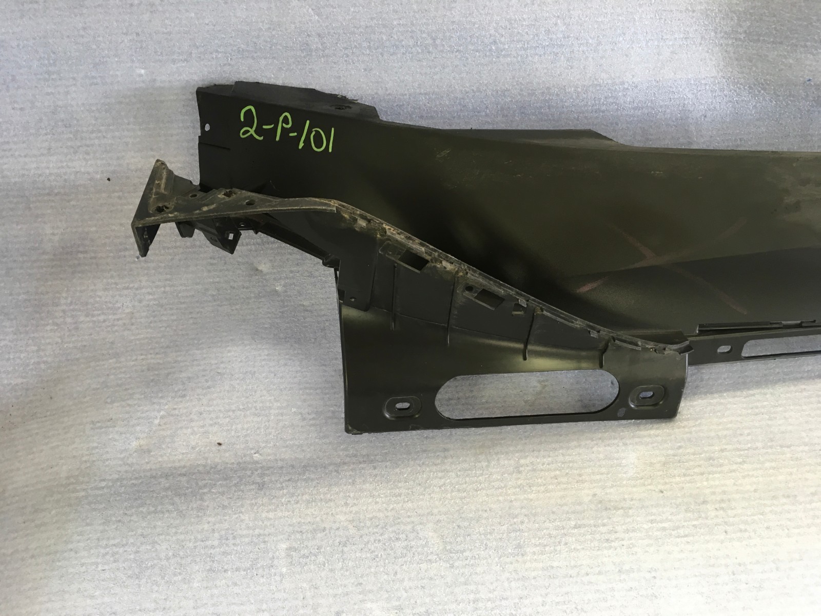 2014 2015 2016 BMW I8 left door sill cover PART#51777336367 OEM