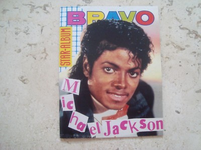 MICHAEL JACKSON rare MINIATURE vintage 80s special cover magazine