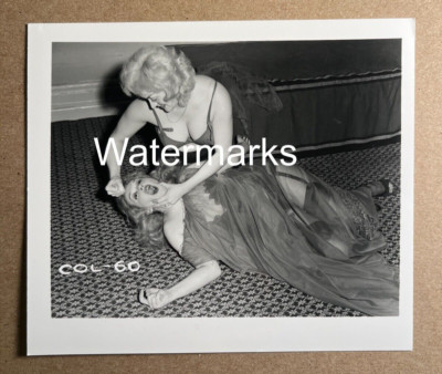 Vintage Original Women Female Apartment Wrestling Catfight 4" x 3.5" B