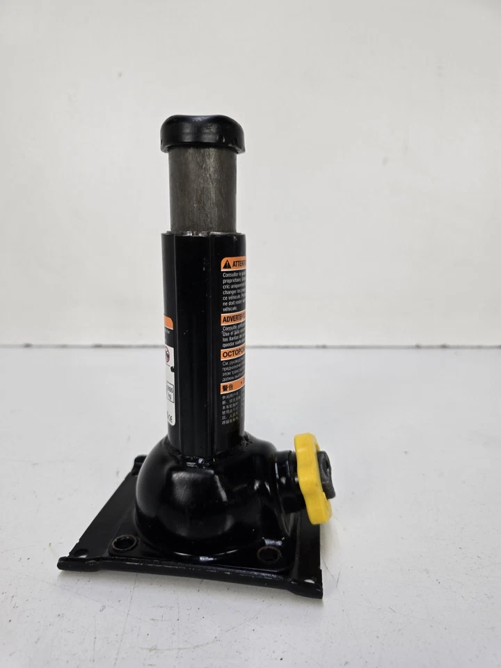 Chevrolet Silverado 1500,2500, 3500 2015-2025 gato de emergencia sin herramientas OEM Foto 3 de 4