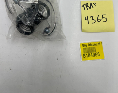 Satco Lighting 90-464 Cluster-Steckdose – 4-flammig, 1 3/4 Zoll, Für Beleuchtungsinstallation, Mit Nippel