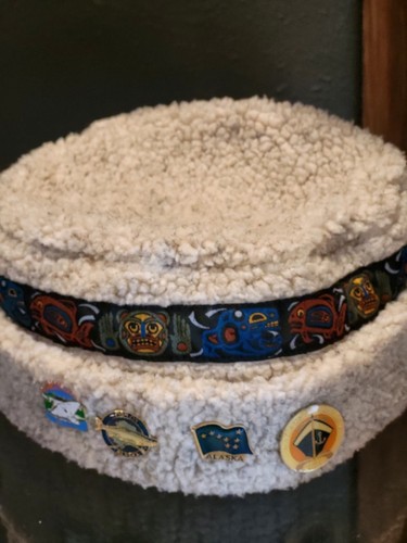 Orca Outdoor Bucket Hat With 7 Vintage Alaska Pins One Size - Picture 2 of 11