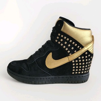 Nike Dunk Sky Hi Studs Wedge Größe UK 2,5 EUR 35,5 (615873 001) Schwarz/Gold