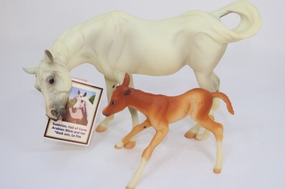 Breyer Horses  Susecion Hall of Fame Arabian mare & Bask Son, Le Fire