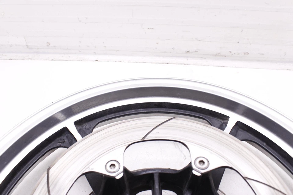 86 HONDA MAGNA 700 VF700C FRONT WHEEL RIM 44650-ME9-770 — 第 3/4 张图片