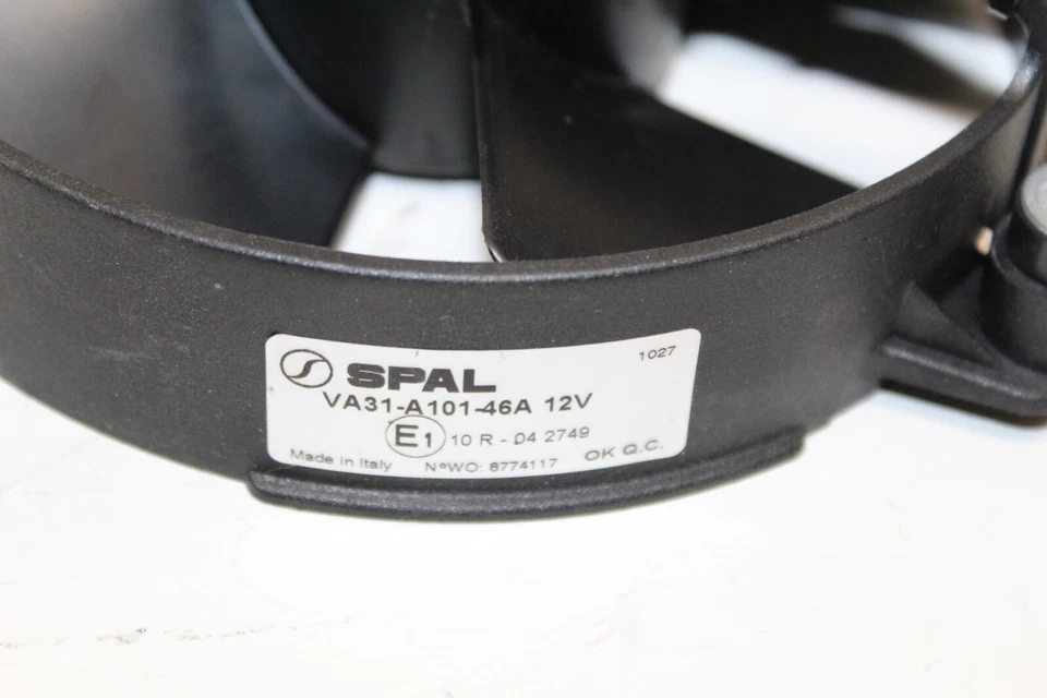 19-21 Aprilia Rsv4 Rr 发动机散热器 冷却风扇 电机 原始设备制造商 — 第 3/4 张图片