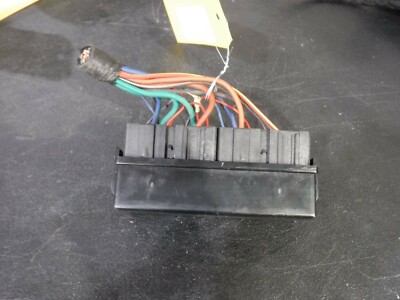 2007 Chrysler Sebring 3.5L Power Distribution center box Block