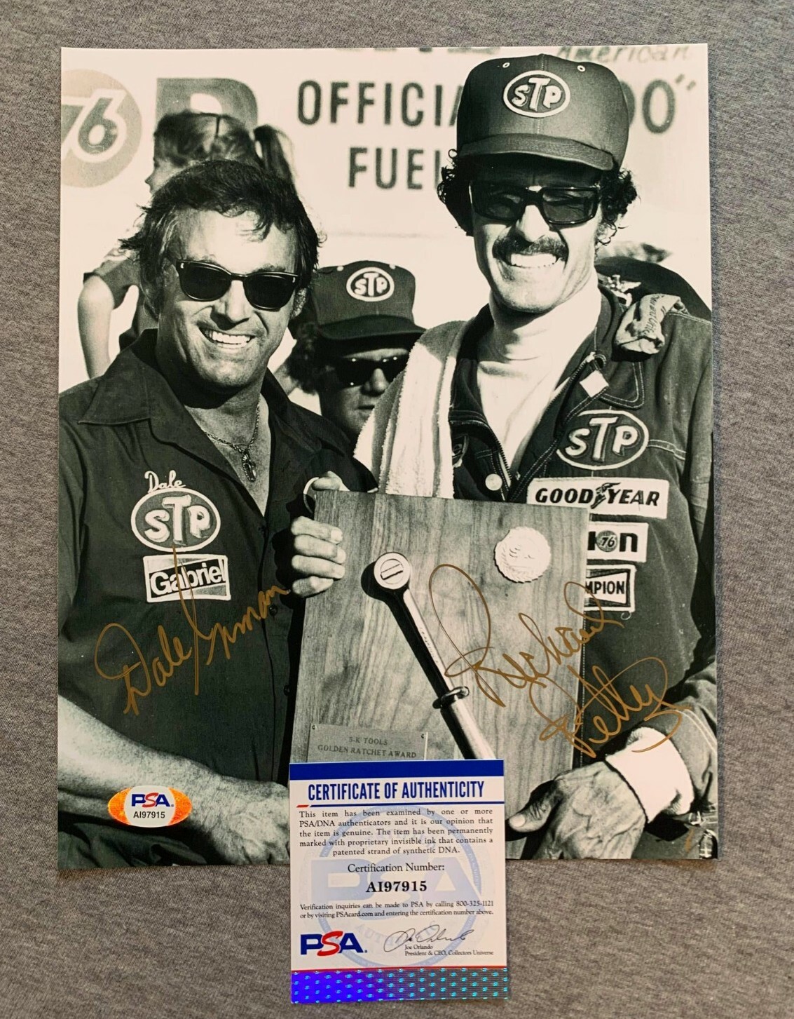 NASCAR GREATS- DALE INMAN & RICHARD PETTY DUAL AUTOGRAPH 8x10 PHOTO PSA/DNA 4