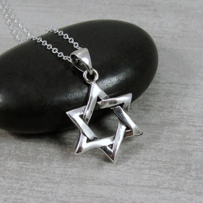 925 Sterling Silver Star of David Necklace - Jewish Hanukkah Charm Gift Jewelry