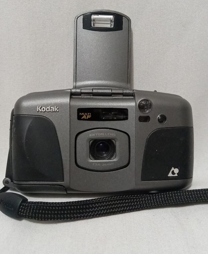 Kodak Advantix Point And Shoot Film Camera - Picture 2 of 7