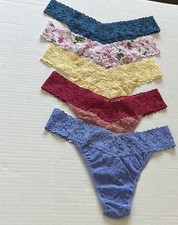  5 HANKY PANKY LACE ORIGINAL RISE THONGS , ONE SIZE