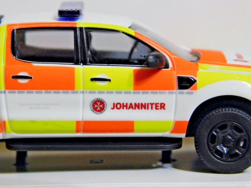 Busch 52848 1/87 HO 2016 Ford Ranger Johanniter Wurzburg ajuda humanitária novo na caixa - Imagem 2 de 4