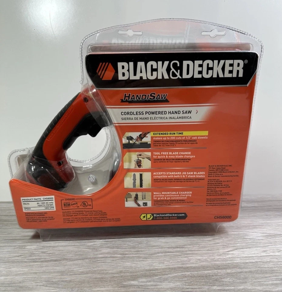 NEW Black & Decker Handisaw CHS6000 Cordless Powered Hand Saw FACTORY SEALED  - Image 2 of 4