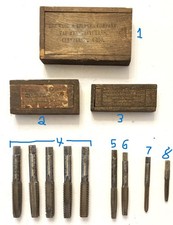 LOT DE 16 ROBINETS DE MACHINISTE VINTAGE ASSORTIS, CERTAINS DANS BOITES BOIS D'ORIGINE
