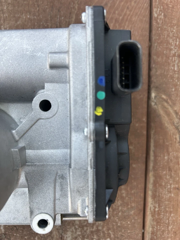 Mazda5 2008-2010 2,3 L 4 cilindros carrocería del acelerador VE55A perno de transmisión Foto 4 de 4