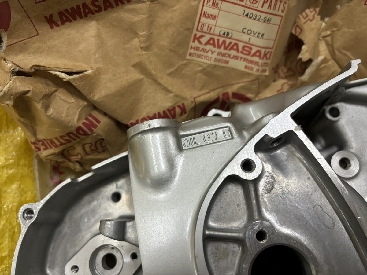 Kawasaki GA1 GA2 GA3 G3SS G3TR G4TR RH Cover Clutch Engine NOS