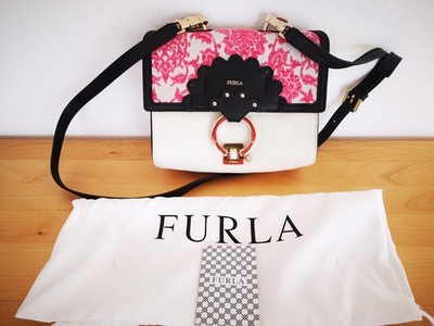 Furla Umhängetasche mit umwandelbarem Design - Neu!