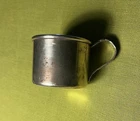 Lunt Sterling Silver Baby Cup, Repousse Handle, #551, 30g, no Monogram