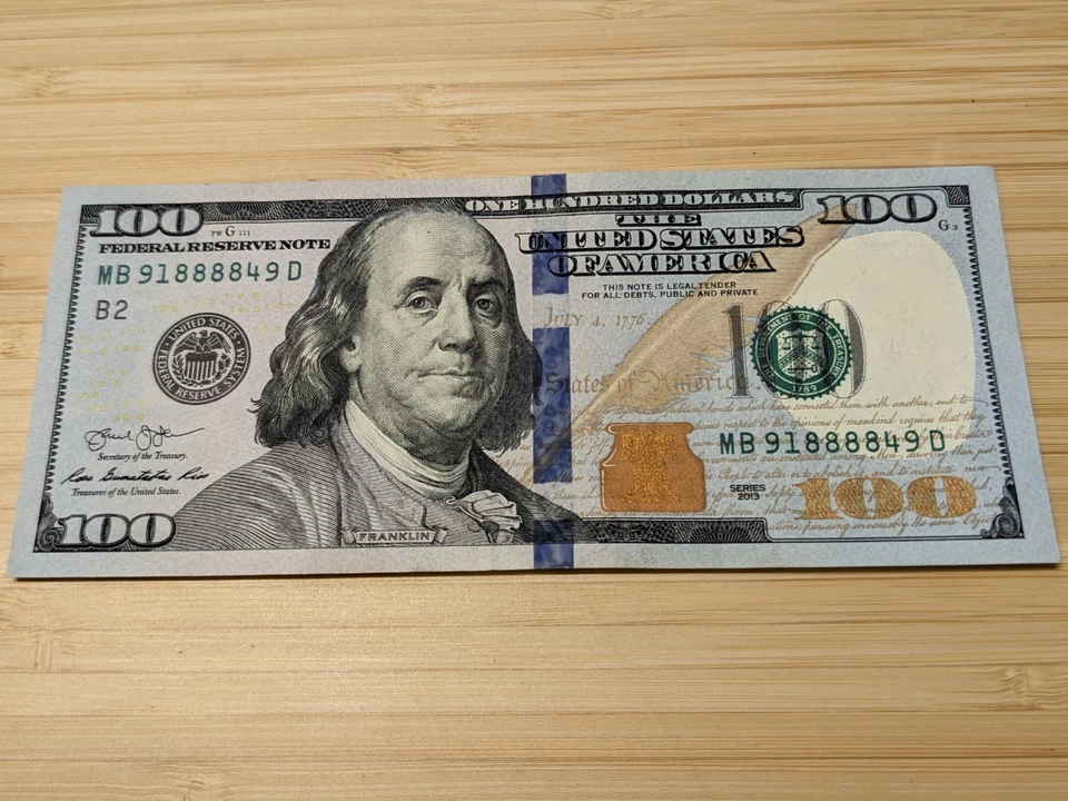 US $100 Dollar Bill 2013 Fancy Serial # Lucky 8888's. Almost Palindrome Radar - Image 4 of 4