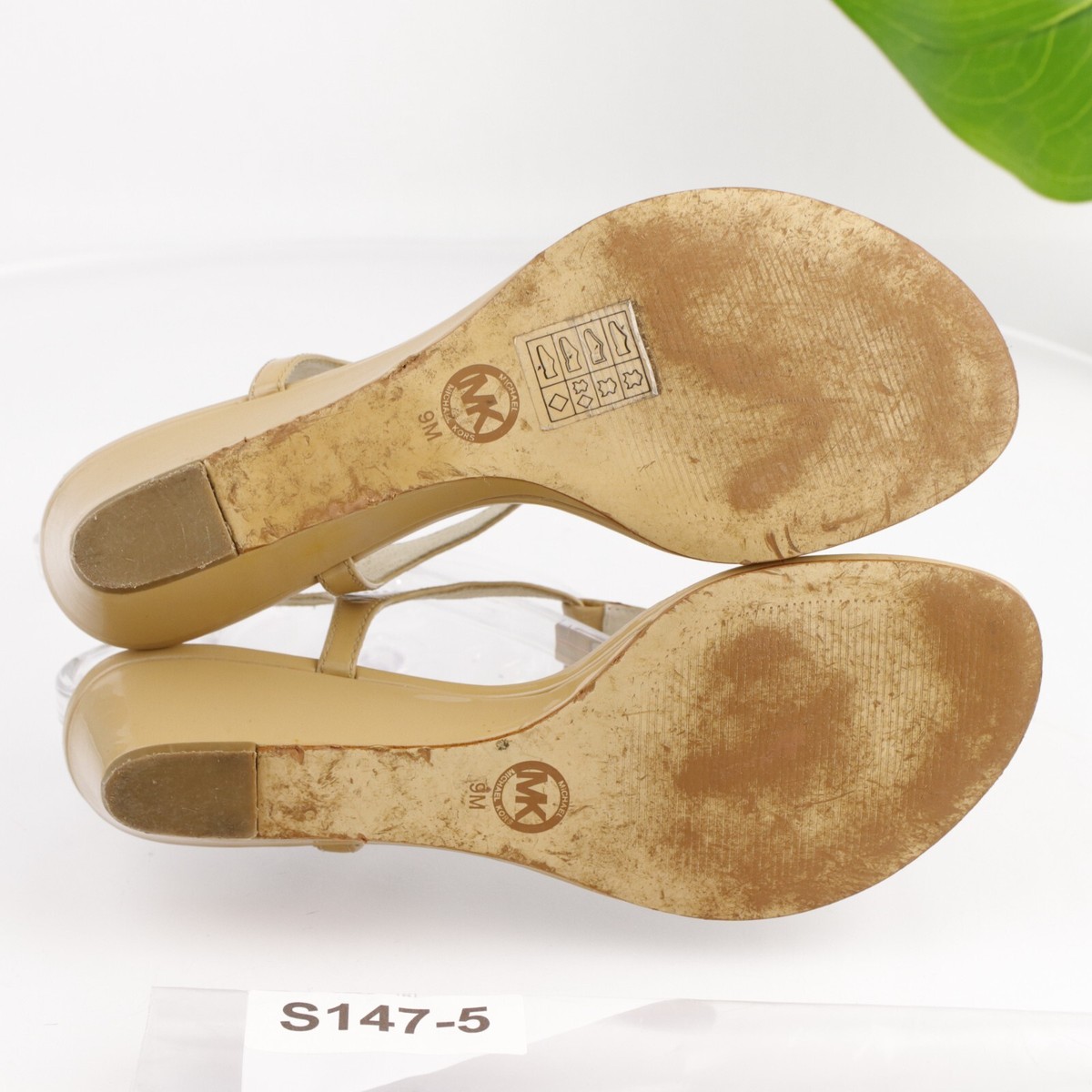 Michael Kors Womens Nora Sandal Size 9 Nude Patent Low Wedge