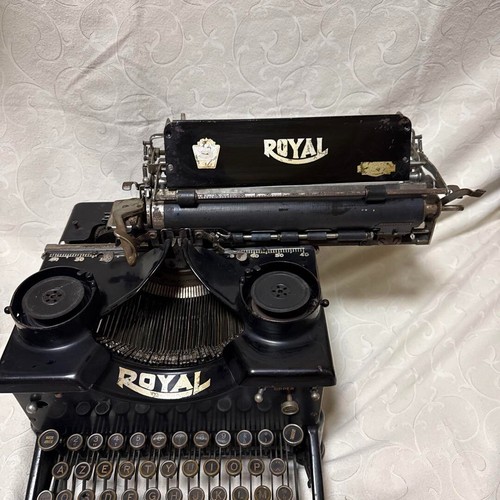 ROYAL 10 Typewriter 1920 Vintage Antique Operation Confirmed, USA - Picture 4 of 8