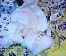 Vintage Crocheted Baby Bonnet  Booty Set White
