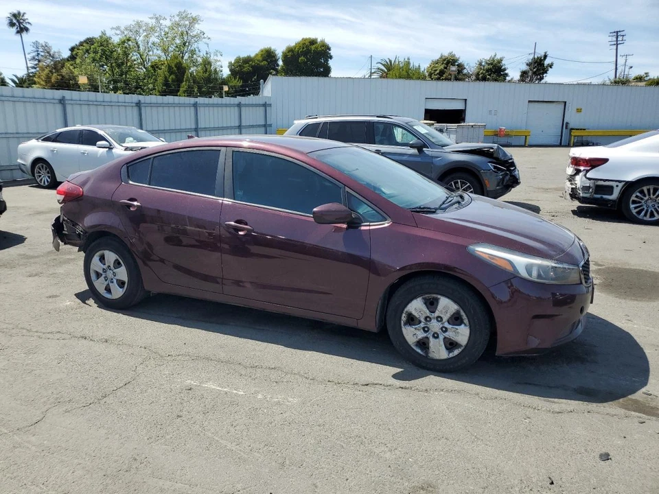 Used Fuel Tank fits: 2017 Kia Forte California emissions Grade A - Image 4 of 4