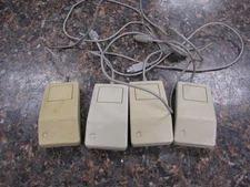Lot of (4) Vintage Genuine Apple Desktop Bus Mouse Mice G5431 - MO44