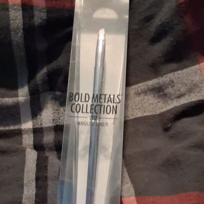 Real Techniques Bold Metals 202 Angled Liner Brush Blue/Silver