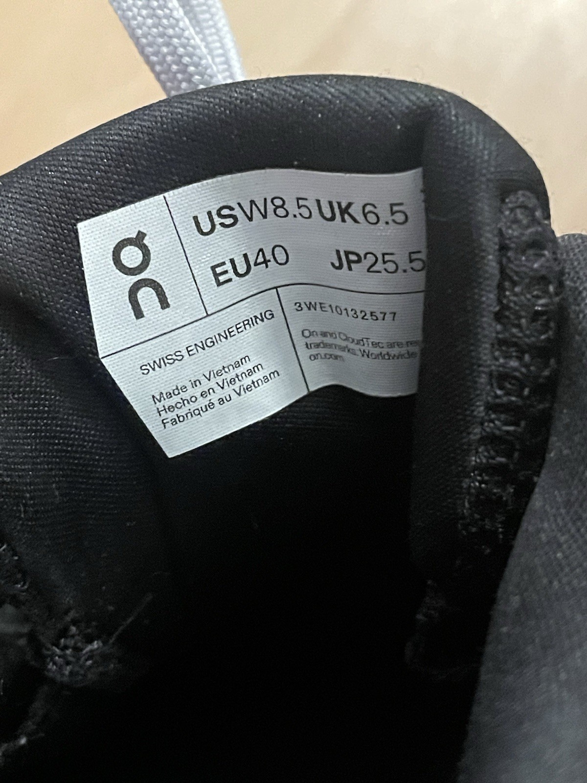 On Cloud Cloudrunner 2 Running Shoes 3WE10132577 … - image 6