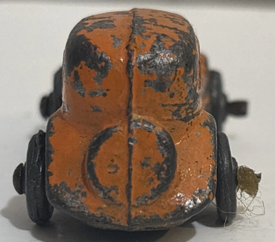 Juguete Tootsie de los años 1920-30 1,5” cupé de 2 puertas juguete de aguanieve coche arcade juguete naranja centavo Foto 4 de 4