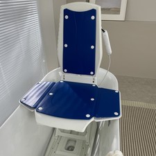 Vocic Ax10 Electric Bath Lift Chair For Tub Shower Ip68 Waterproof 300lbs Used