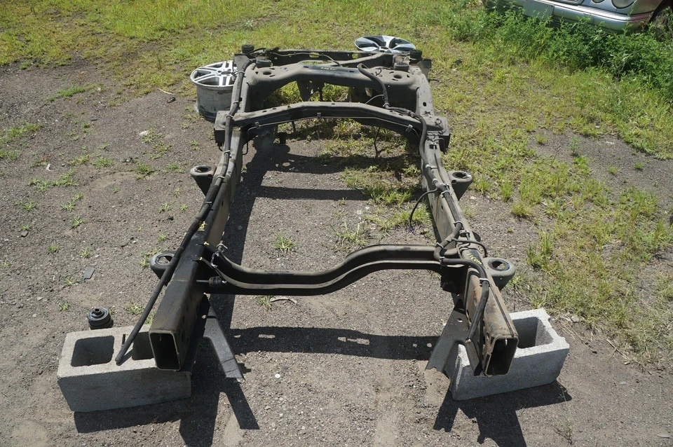 ¡Solo recogida local! Marco trasero porción corte OEM 15294289 Chevrolet RSR 2004-2006 Foto 4 de 4