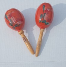 Vintage Pair of 2 Wooden Maracas Hand-Painted Fiesta Instrument Mexico Souvenir