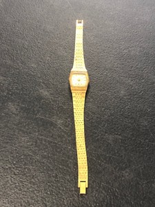 Vintage Women S Timex Gold Tone Watch K Cell For Parts Repair Stretch Band Ebay