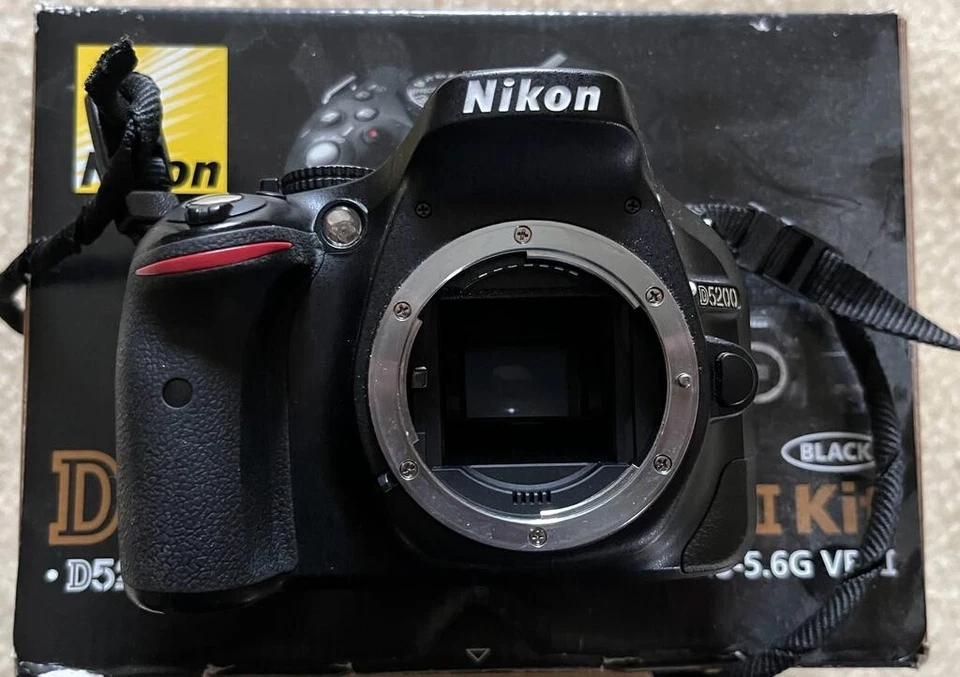 Nikon D5200