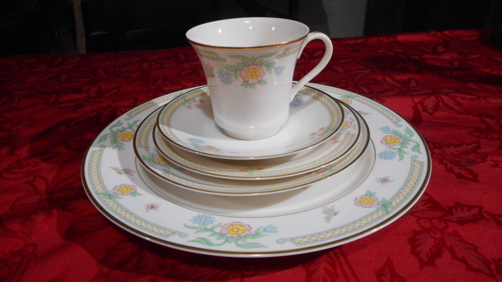 Viletta Melody Fine China Dinnerware 5pc set eBay