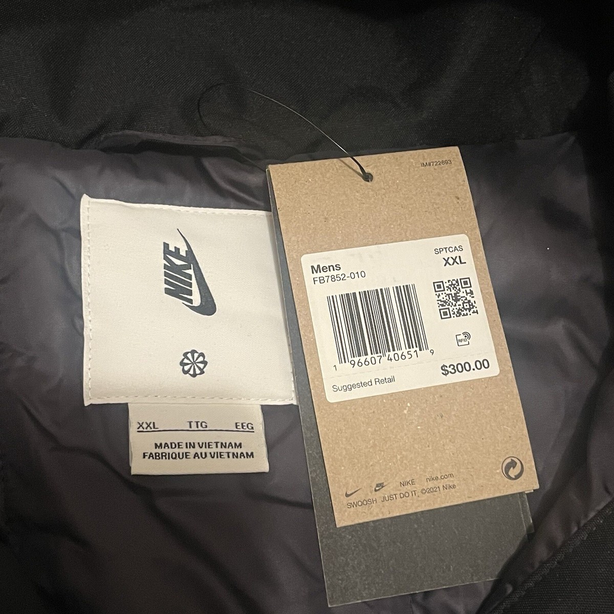 New XXL Nike Sportswear Solo Big Swoosh Puffer Down Jacket New XXL Nike Sportswear Solo Big Swoosh Puffer Down Jacket