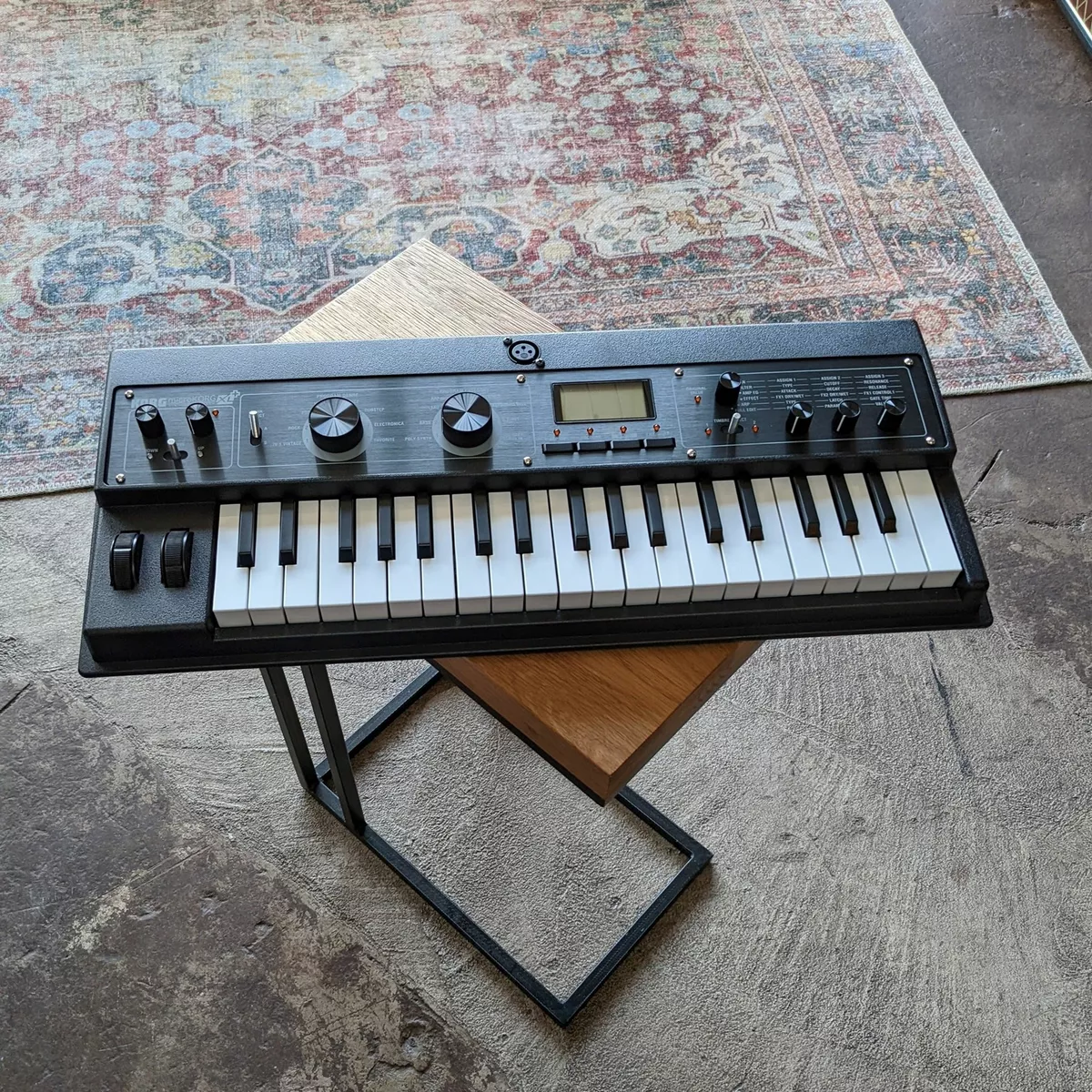 Korg MicroKorg XL+ Synthesizer/Vocoder