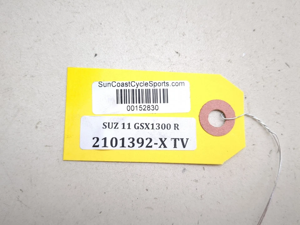 08-18 Suzuki Hayabusa GSX1300R крышка радиатора защитная решетка экрана - Изображение 3 из 3